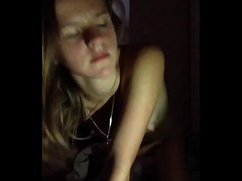 ❤️ Djevojka masturbira i svršava Prekrasni porno u pornografiji hr.tusar.top ️❤